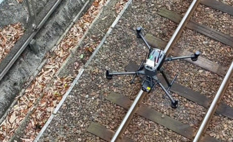 鉄道営業線内　遠隔自動飛行